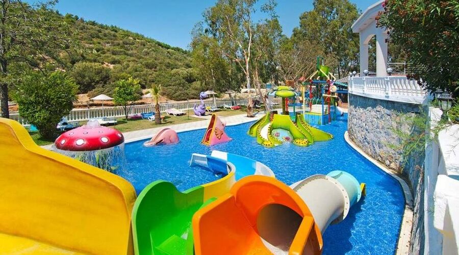 Tusan Beach Resort 5*