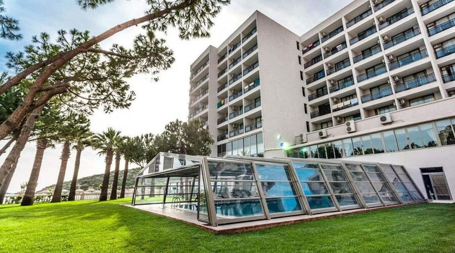 Tusan Beach Resort 5*