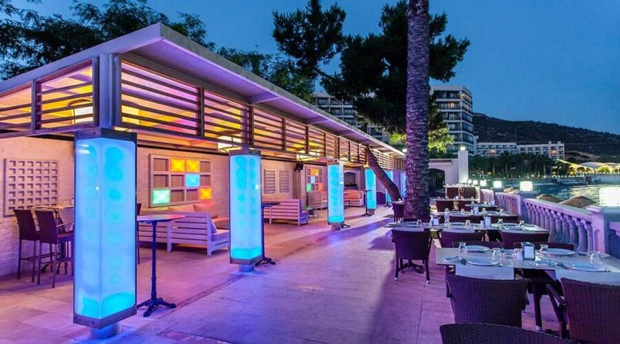 Tusan Beach Resort 5*