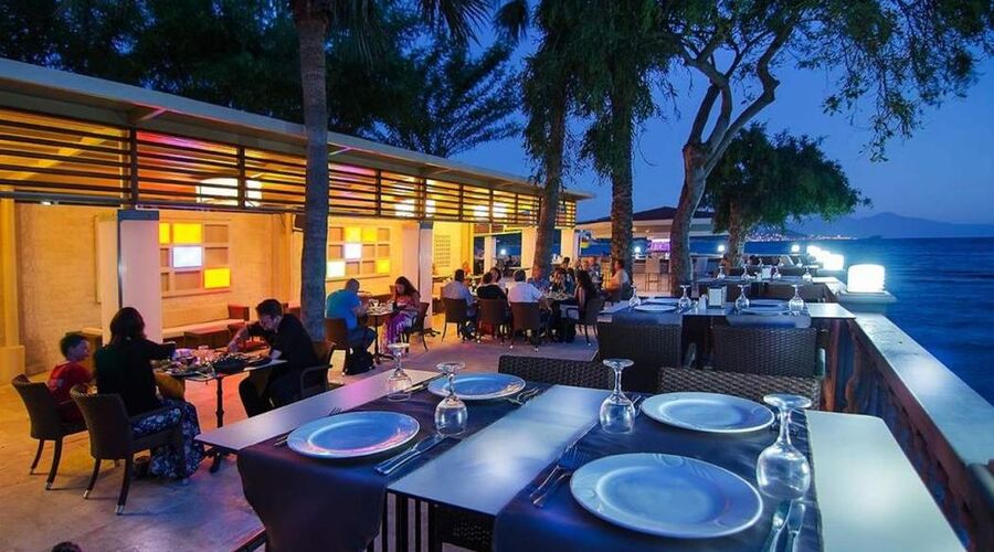 Tusan Beach Resort 5*