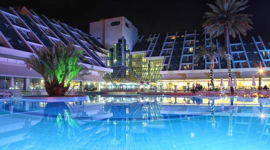 Queens Park Göynük 5*