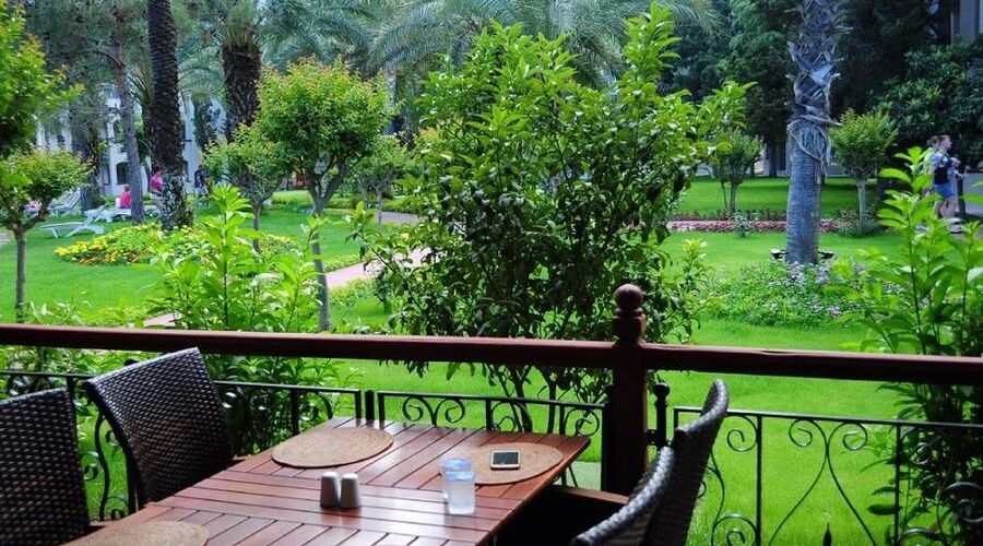 Queens Park Göynük 5*