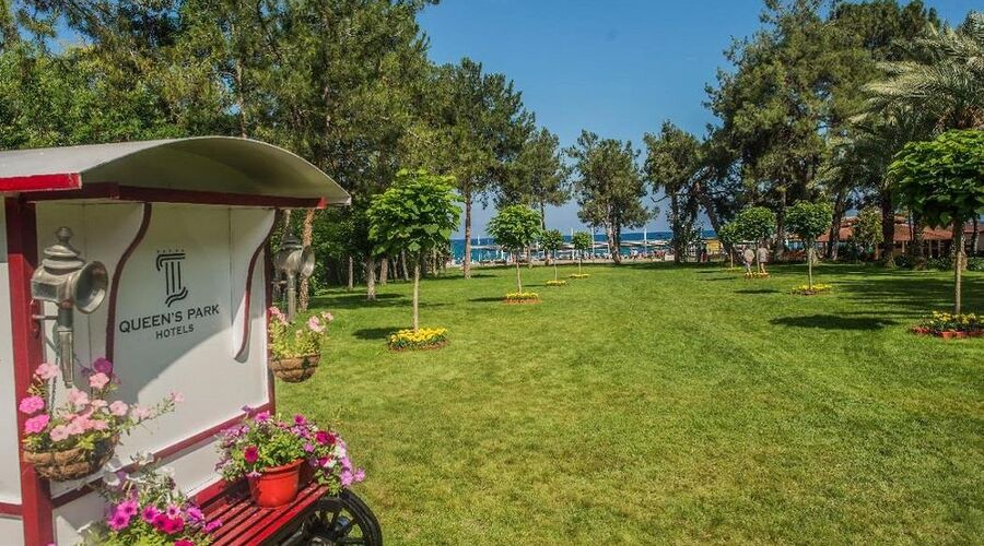 Queens Park Göynük 5*
