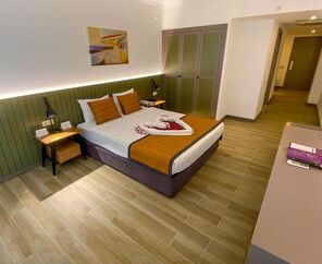 Queens Park Göynük 5*