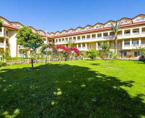 Queens Park Le Jardin 5*