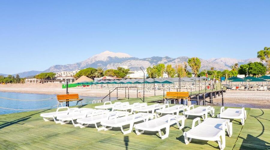 Queens Park Le Jardin 5*
