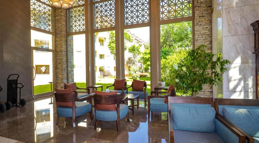Queens Park Le Jardin 5*