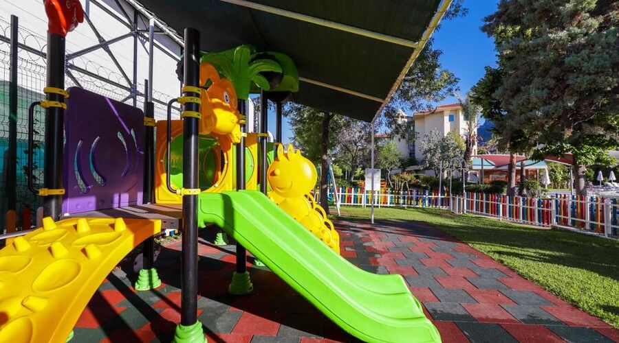 Queens Park Le Jardin 5*