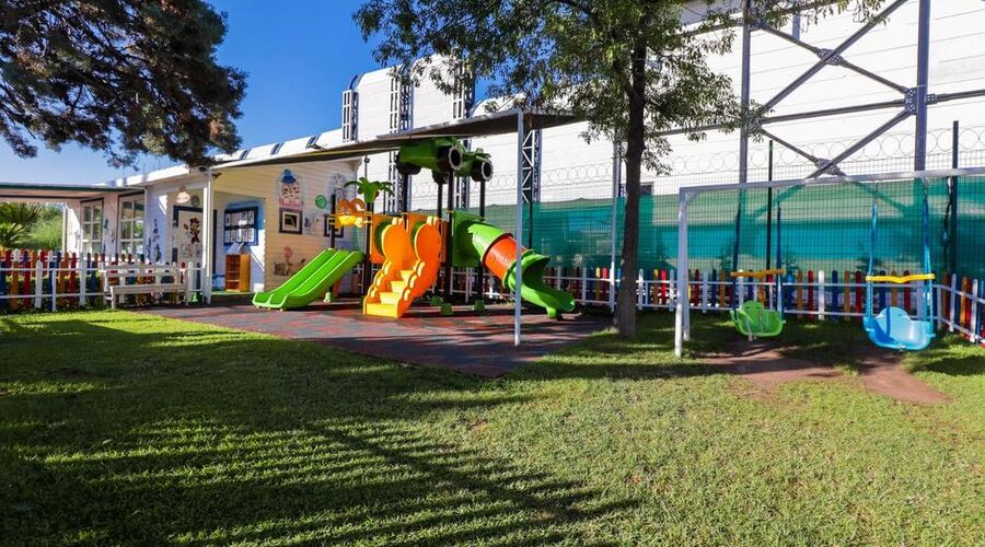 Queens Park Le Jardin 5*