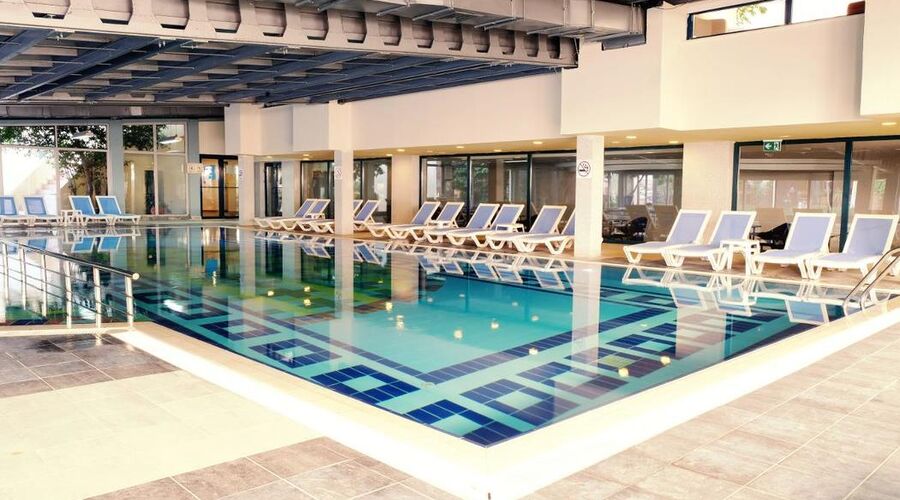 Queens Park Le Jardin 5*