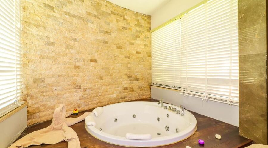 Queens Park Le Jardin 5*