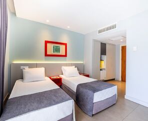 Queens Park Le Jardin 5*