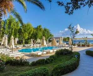 Dragut Point North Hotel  3*