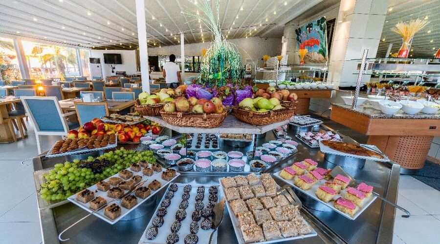 Dragut Point North Hotel  3*