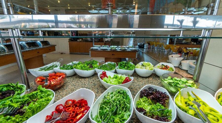 Dragut Point North Hotel  3*