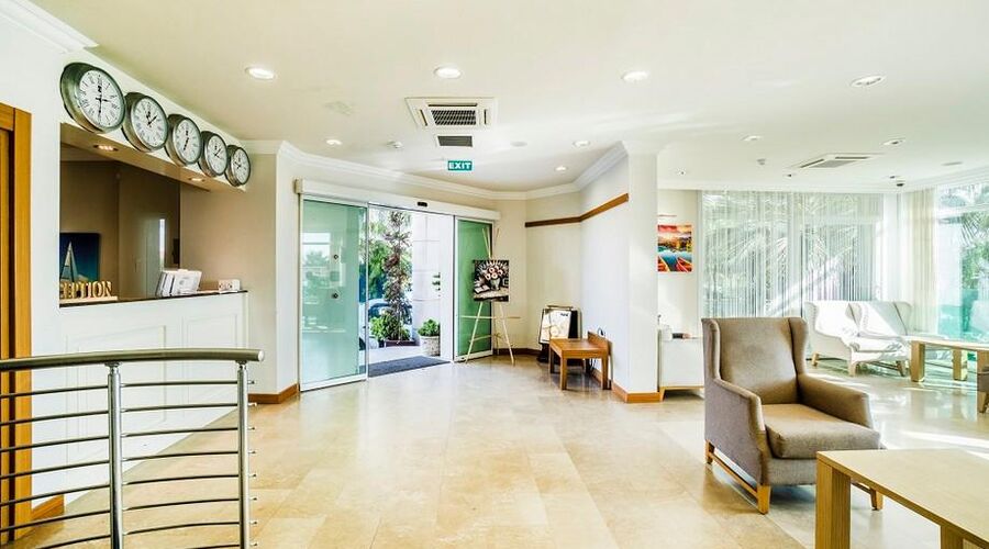 Dragut Point North Hotel  3*