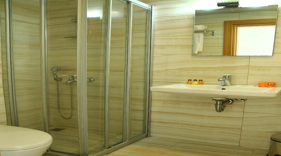 Dragut Point North Hotel  3*