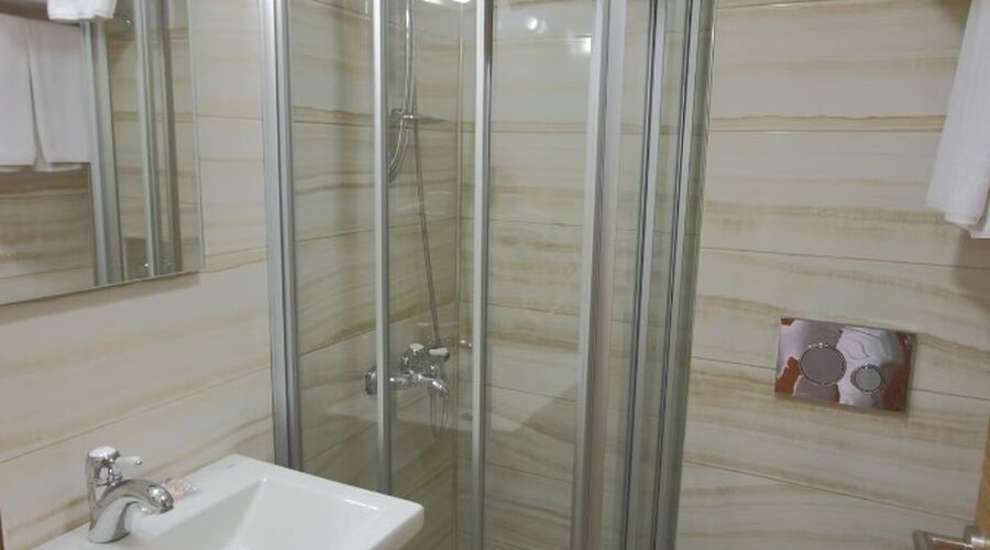 Dragut Point North Hotel  3*