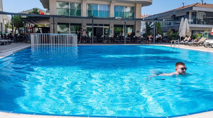 Alkan Hotel 3*