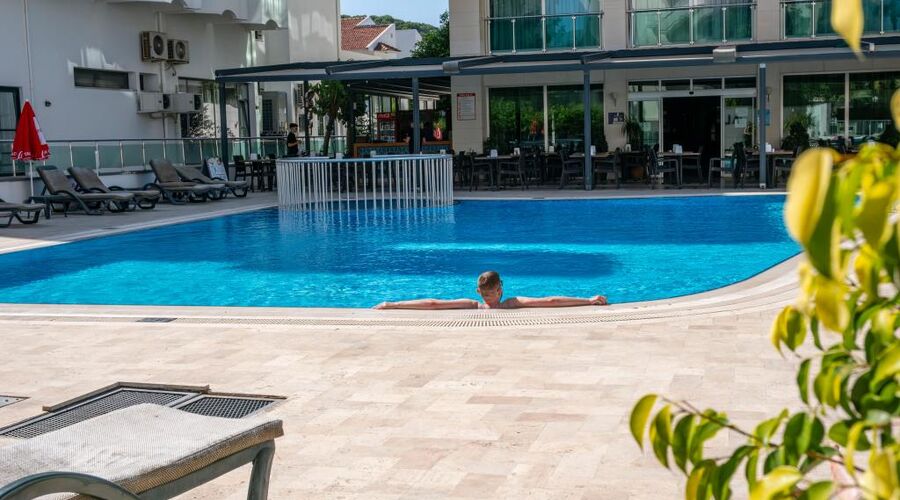 Alkan Hotel 3*