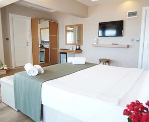 Aurasia Sea Side 3*