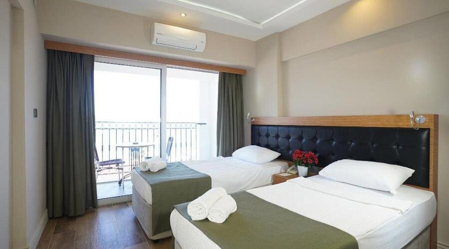 Aurasia Sea Side 3*