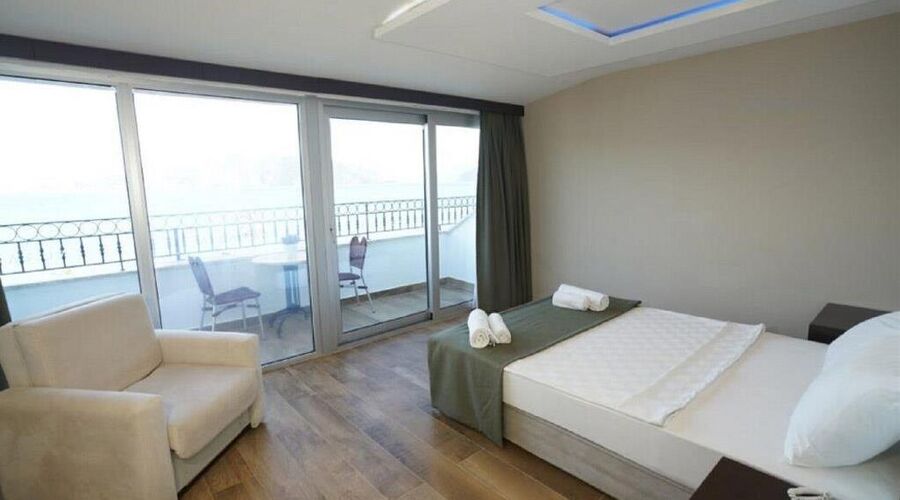 Aurasia Sea Side 3*