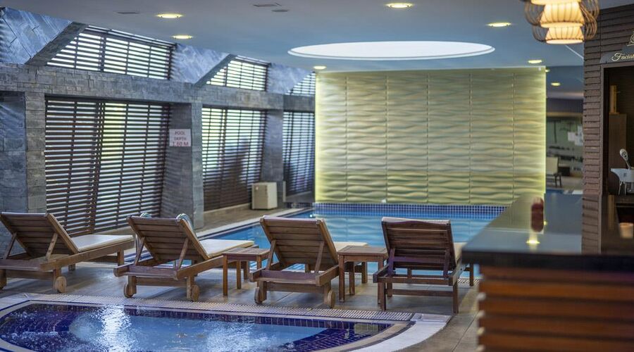 Grand Cettia Hotel 5*