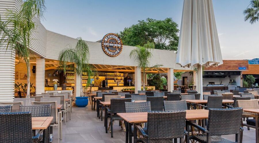 Grand Cettia Hotel 5*