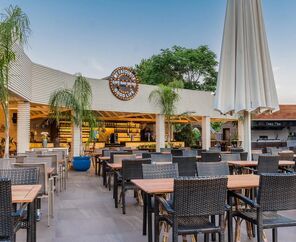 Grand Cettia Hotel 5*