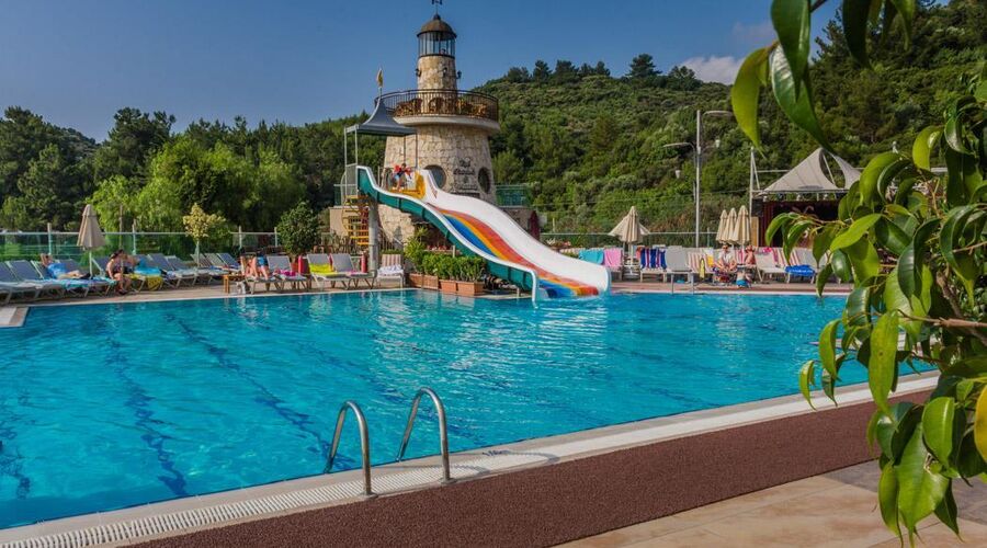 Grand Cettia Hotel 5*
