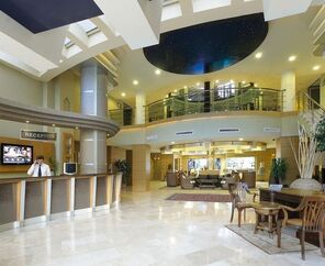 Grand Cettia Hotel 5*