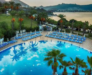 Yasmin Bodrum Resort 5*