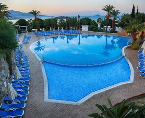 Yasmin Bodrum Resort 5*