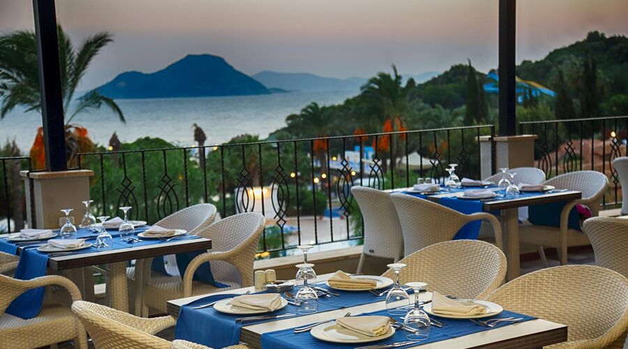 Yasmin Bodrum Resort 5*