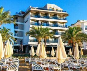 Aurasia Beach Hotel  3*