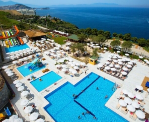 Ramada Resort By Wyndham Kuşadası & Golf  5*