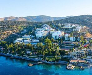 Bodrum Holiday Resort & Spa  5*