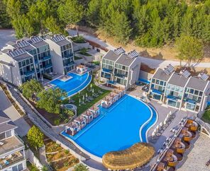 Orka Cove Hotel Penthouse & Suites