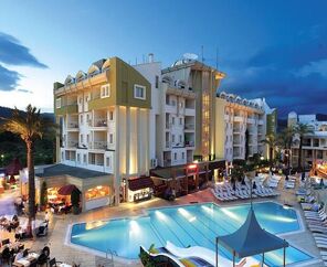 Grand Cettia Hotel 5*