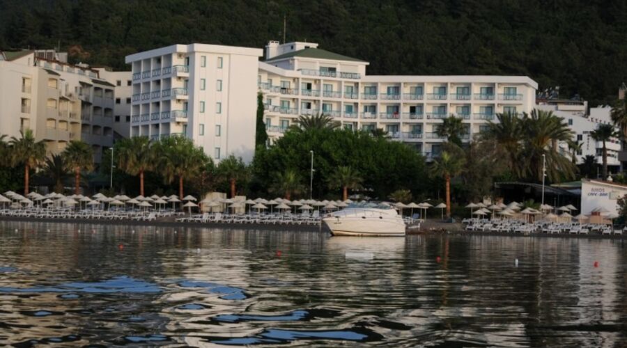 Tropical Beach Otel 4*