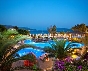 Salmakis Resort & Spa Hotel 5*