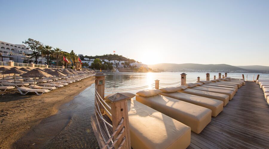 Salmakis Resort & Spa Hotel 5*
