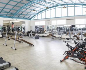 Azka Hotel  5*