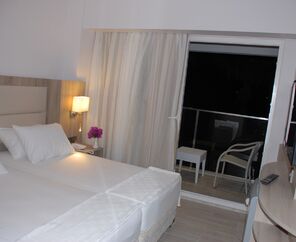 Begonville Beach Hotel 4*