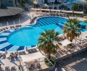Turunç Resort Hotel 5*