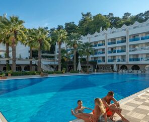Turunç Resort Hotel 5*