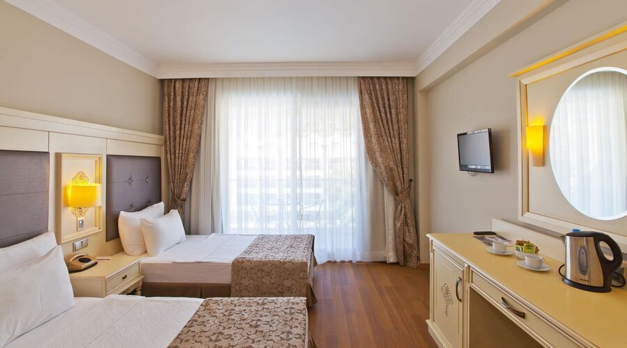Turunç Resort Hotel 5*
