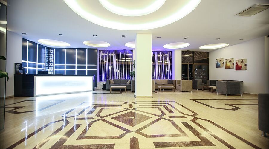 Kayamaris Hotel 4*