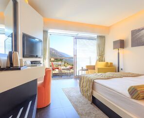 Orka Sunlife Resort  5*